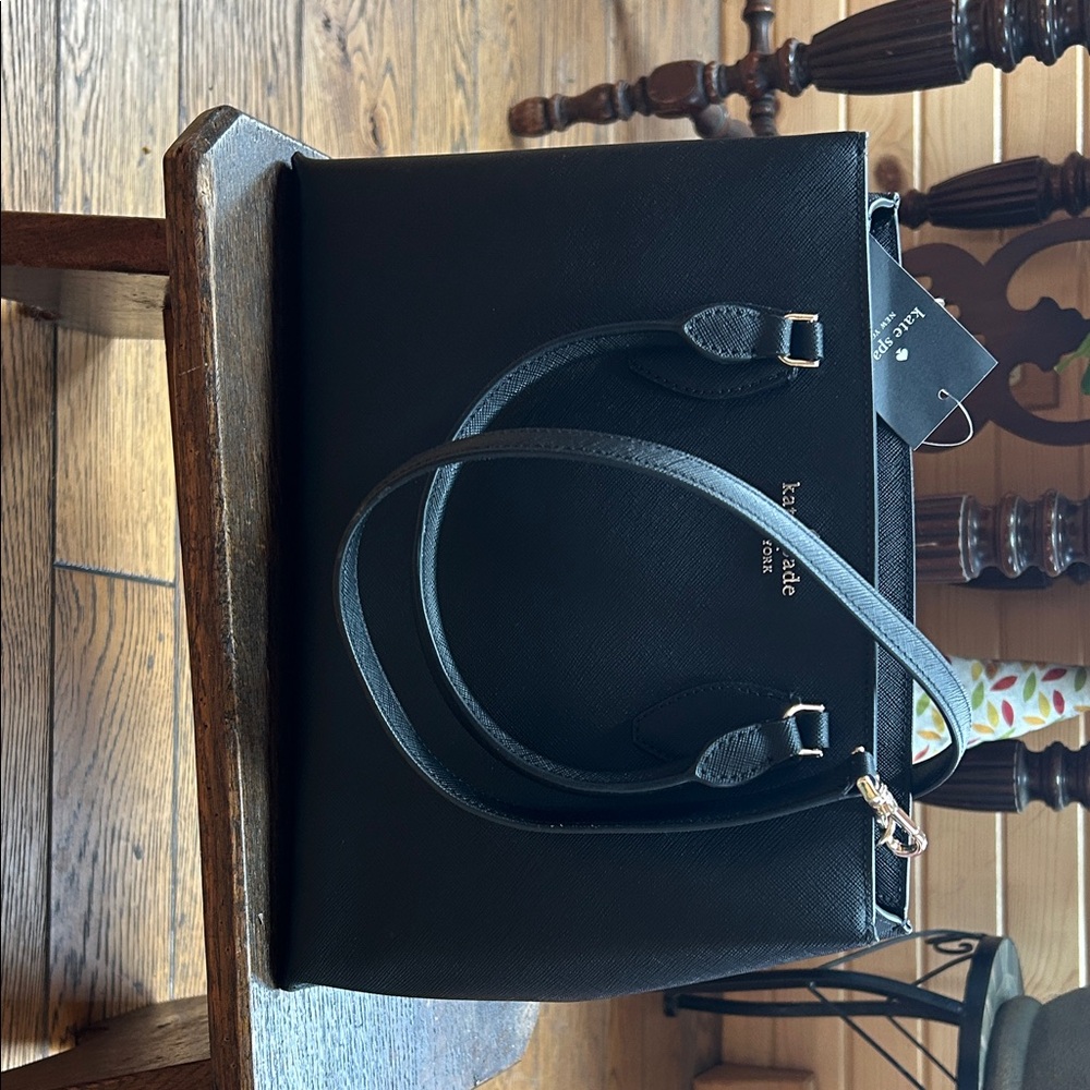 Kate Spade Elegant Black Tote. Great gift for Christmas!